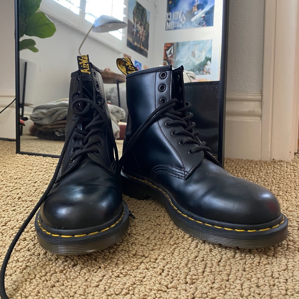 Dr. Martens 1460 Smooth Leather Lace Up Boots